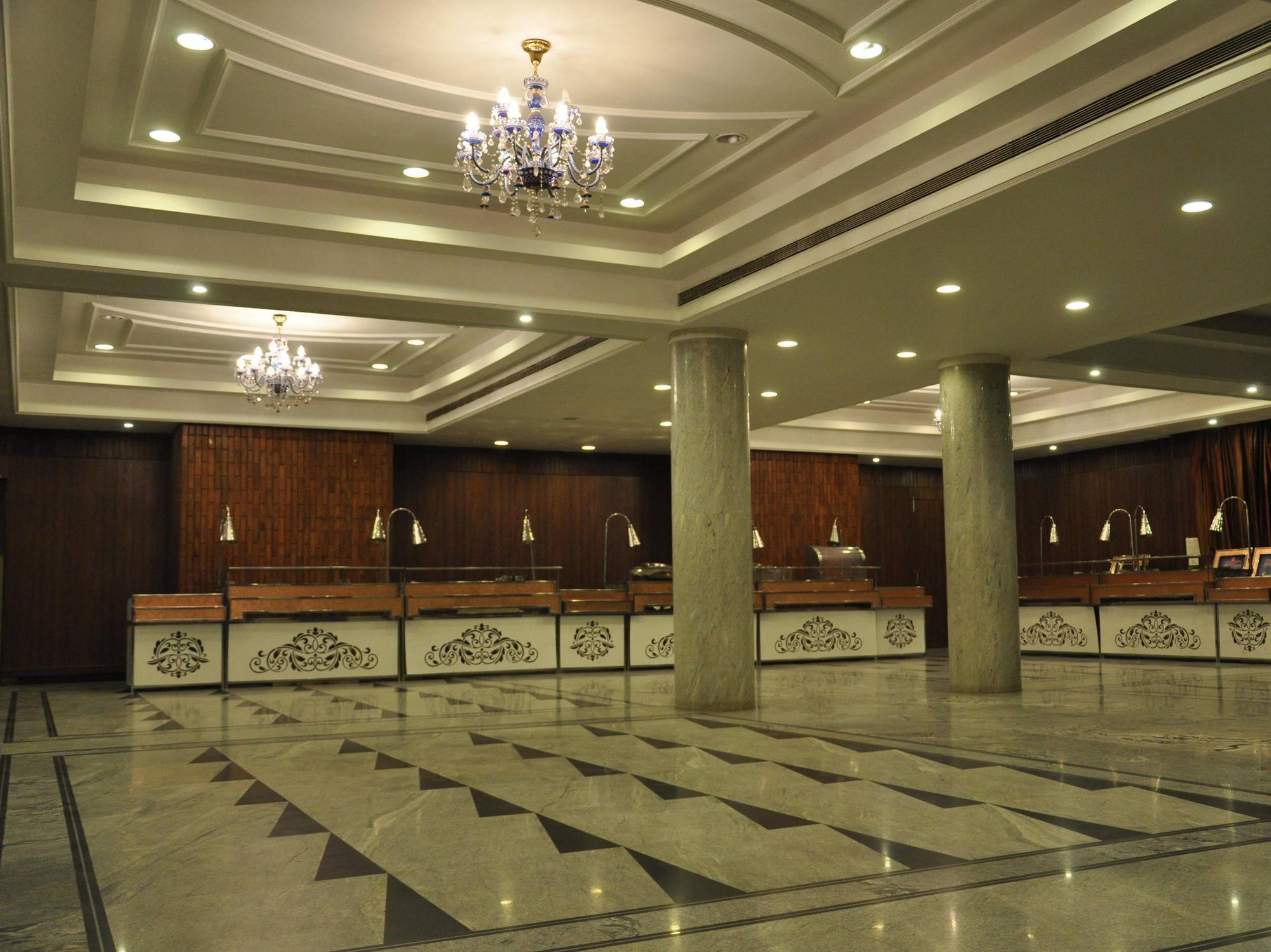 Hotel Jabali Palace Jabalpur Exterior foto